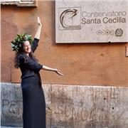 Diplomata in pianoforte offro lezioni individuali per bambini e ragazzi, e persone di tutte le età