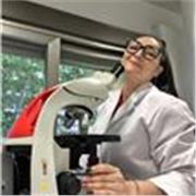 Profesora de Biología  con 8 años de experiencia ofrece clases particulares para niños, adolescentes y adultos en Sevilla.