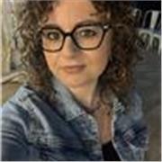 No madrelingua, ma grazie ad un corso privato di inglese posso aiutare bambini e ragazzi in questa lingua! 