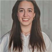 Graduada en Bachillerato con media de 10 en matemáticas y Matrícula de Honor como media total de bachillerato.