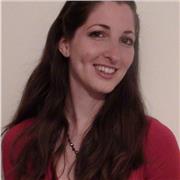 Qualifizierte Französischlehrerin und Übersetzerin mit jahrenlangen Erfahrung