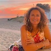 Profesora titulada de inglés con larga experiencia da clases online