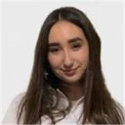 Estudiante de Ingeniería de Sistemas ofrece clases de matemáticas a niños de primaria