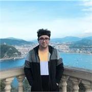 English teacher for students who have a B1 level or higher