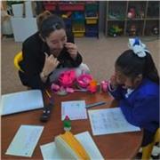 Maestra de apoyo y regularización para estudiantes de primaria o secundaria, clases accesibles online