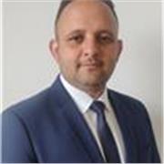 Profesor titulado con mas de 10 años de experiencia, ofrece clases de guitarra, Flauta, piano, y lenguaje musical”