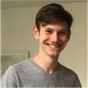 Online-Nachhilfe in Mathematik von kreativem Sportler und Produktdesign-Studenten.