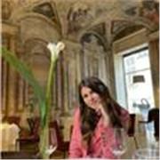 Studentessa di Giurisprudenza diplomata al liceo classico impartisce lezioni di Latino!