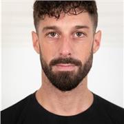 Clases DANZA AEREA en Barcelona. Acrobacias Tela en U y AirYoga