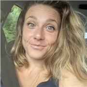 Professeure des écoles et ancienne surveillante, je peux vous accompagner en soutien scolaire de la maternelle au collège