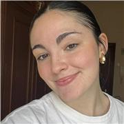 Estudiante universitaria titulada en un nivel C1, ofrece clases particulares de inglés en Sevilla