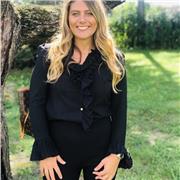 Laureata in giurisprudenza, Avvocato del Foro di Milano impartisco lezioni di diritto a studenti sia universitari che delle scuole superiori