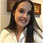 Profesora de Primaria e Infantil con mención en Educación Física y un C1 de inglés