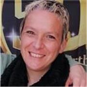 Profesora de Educación Secundaria y Bachillerato, especializada en EVAU y priebas de acceso (grado superior, mayores de 25 etc..)