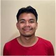 Estudiante español (peruano) que enseña a niños de todas las edades.
