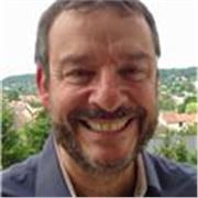 pédagogue attentionné et informaticien professionnel en région parisienne