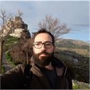 Laureato in Lingue con cittadinanza Britannica e certificazione CELTA, offro lezioni e conversazioni a lavoratori e studenti