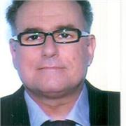 Profesor de Francés diplomado en la Universidad de Toulouse-Le Mirail. Agradable, muy motivado en soporte de aprendizaje puntual.