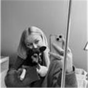 Étudiante en licence d’économie disponible pour aider aux devoirs et aux difficultés particulières 