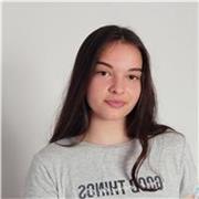 Estudiante de Traducción e Interpretación del inglés y francés, con título oficial C1 Advanced de inglés 