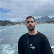 Estudiante de ingenieria quimica apto para todas las edades y niveles