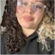 Profesora de inglés para todas las edades, hago clases de todo y me gusta mucho enseñar, sin miedo yo también soy estudiante!