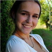 Profesora con más de 5 años de experiencia dando clases particulares, ofrece refuerzo para primaria y ESO.