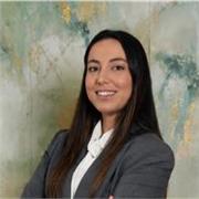 Profesora de estetica y cosmetica. A todas las edades 