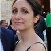 Insegnante di Liceo impartisce lezioni di Matematica