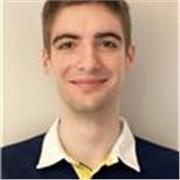 Etudiant proposant de l'aide aux devoirs