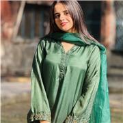 Confident English, one conversation at a time. From hesitant to fluent, with every lesson.