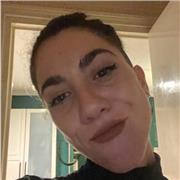 Clases de ciencias sociales: filosofía, políticas, historia y geografía. Graduada en filosofía y ciencias políticas