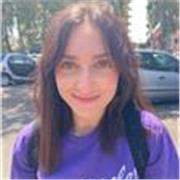 Ragazza diplomata offre lezioni private di conversazione inglese e spagnola per ragazzi delle scuole medie a Belpasso