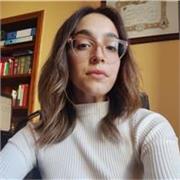 Laureata in giurisprudenza presso l'università LUISS Guido Carli di Roma, offro lezioni di diritto civile e processuale civile