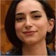 Laureata in giurisprudenza impartisce lezione su diverse materie con piani di studio ad hoc