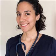 Veterinaria titulada con 4 años de experiencia clínica y docente. Especialista en diagnóstico clínico