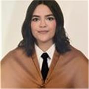 Estudiante de ingeniería, imparte clase de matemáticas