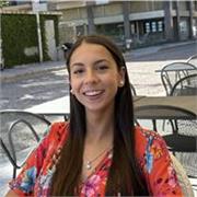 Profesora de ingles para niños y adolescentes con niveles A1-A2-B1