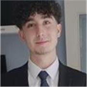 Recién graduado con experiencia en  ayuda a estudiantes y apasionado por la educación.