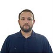 Professor com experiência presencial e a distância no ensino da Matemática