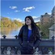 I am a native English speaker with previous experience teaching English language. I help students improve their conversation