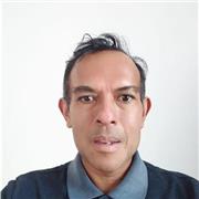 Donne des cours de Français et de Mathématiques parsonnalisés et ludiques en visio-conférence / en ligne.