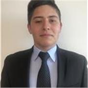 Profesor de derecho que imparte clases sobre DDHH, DIH, Justicia Transicional