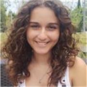 Studentessa universitaria in lingue, con certificazione C1 Cambridge, offre ripetizioni di inglese online ragazzi medie/superiori