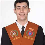 Soy un estudiante de Ingeniería Química que le apasiona la enseñanza y la divulgación de la Física y Química.