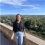 Doy clases particulares para el nivel de cada alumno.