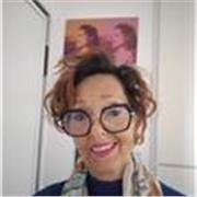 Sono una appassionata di lingue. Amo insegnare e trasmettere ciò che so. Parlo e scrivo un perfetto italiano
Perche non scegliermi