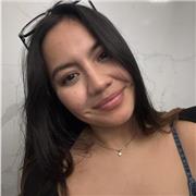 Nativa de español, sin experiencia, pero con muchas ganas de desempeñar este puesto.