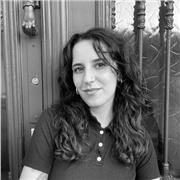 Professeure native d'espagnol, diplômée universitaire, propose des cours pour tous les niveaux, en ligne et à domicile à Bordeaux