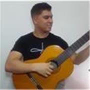 Niños, jóvenes y adultos podrán cumplir su sueño de aprender a tocar guitarra, piano reforzar sus conocimientos de lectura musical